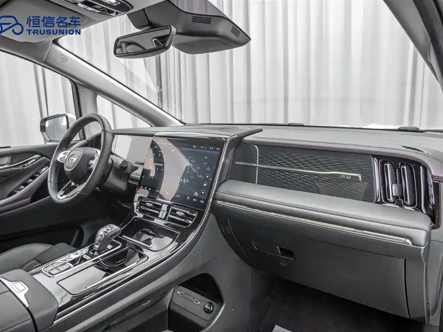 GAC Motor Trumpchi M8 2023 — фото 19