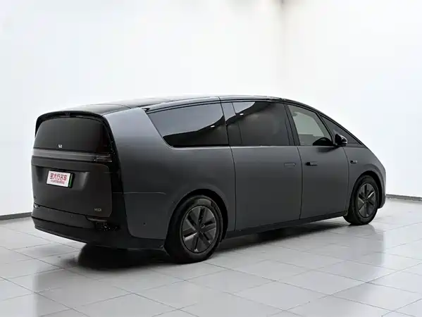 Li Auto MEGA 2025