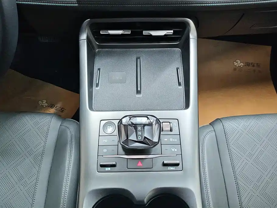 BYD Qin PLUS 2025 — фото 16