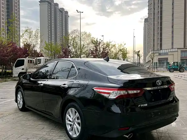 Toyota Camry 2021
