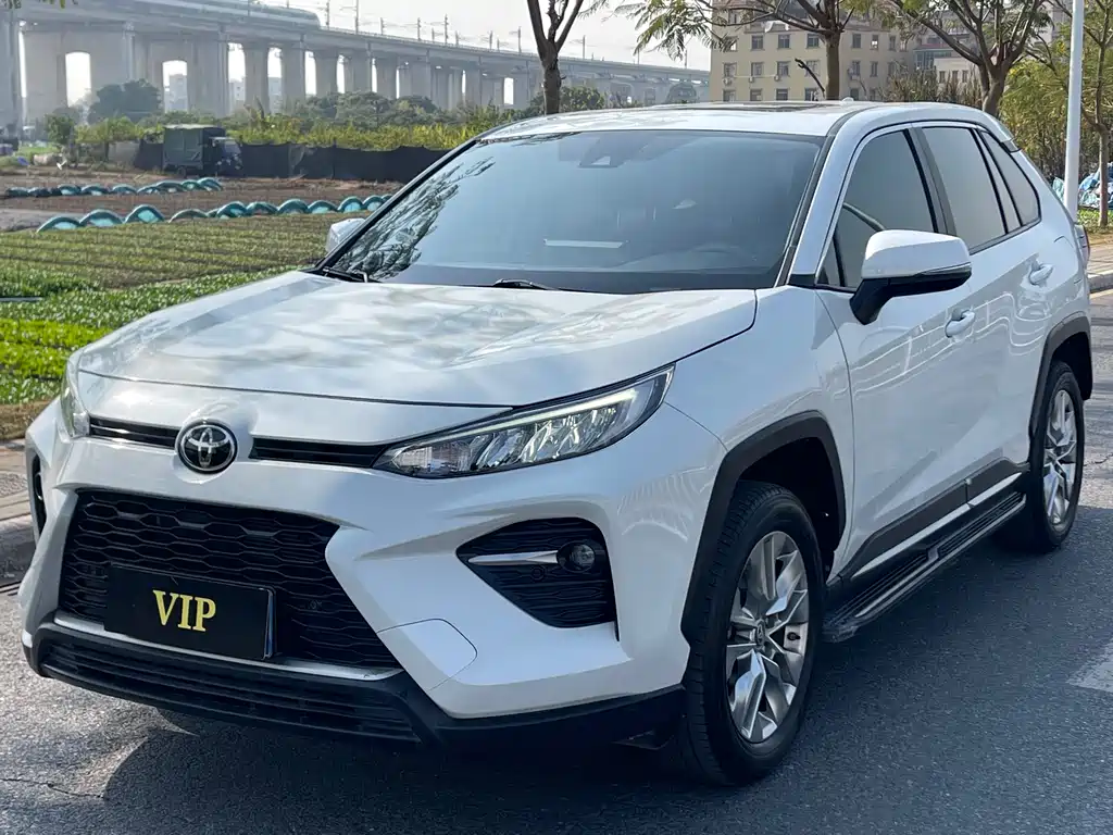 Toyota Wildlander 2022 — фото 1
