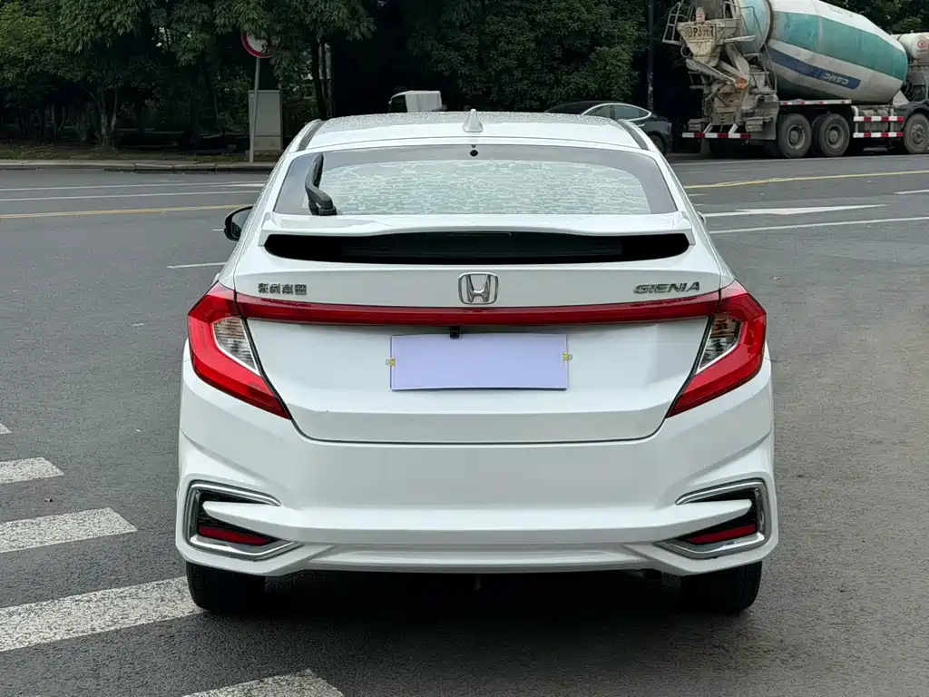 Honda Gienia 2018