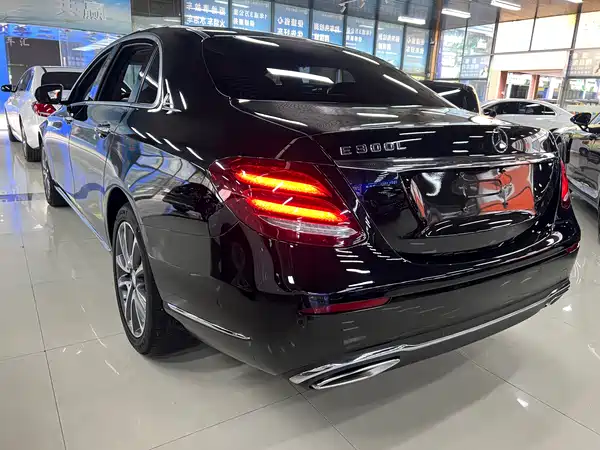 Mercedes-Benz E-Class 2016