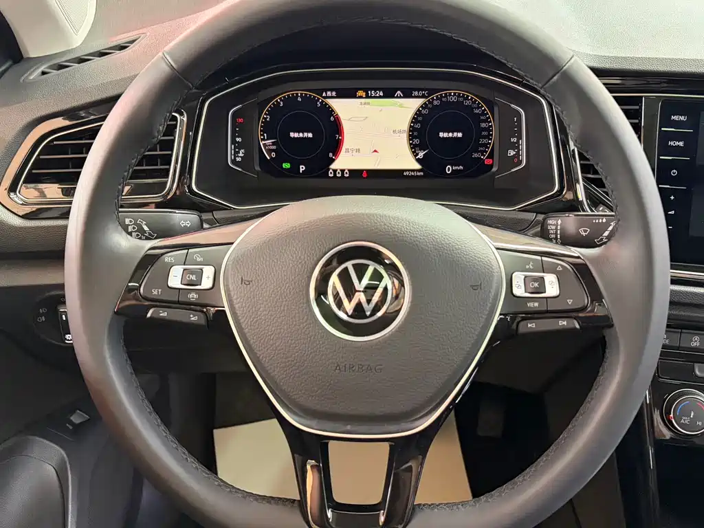 Volkswagen T-Roc 2023