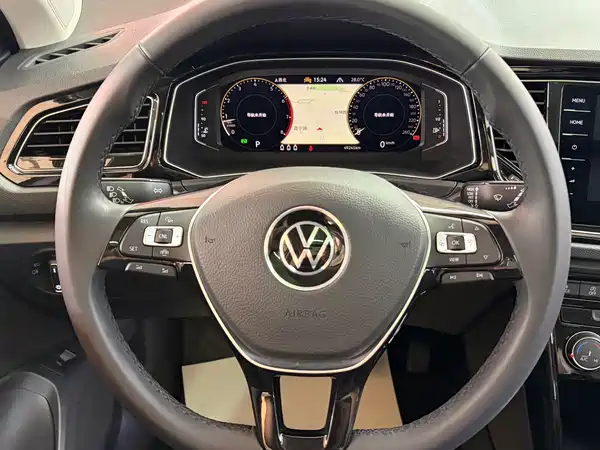 Volkswagen T-Roc 2023