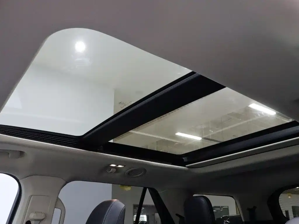 Ford Explorer 2020 — фото 16