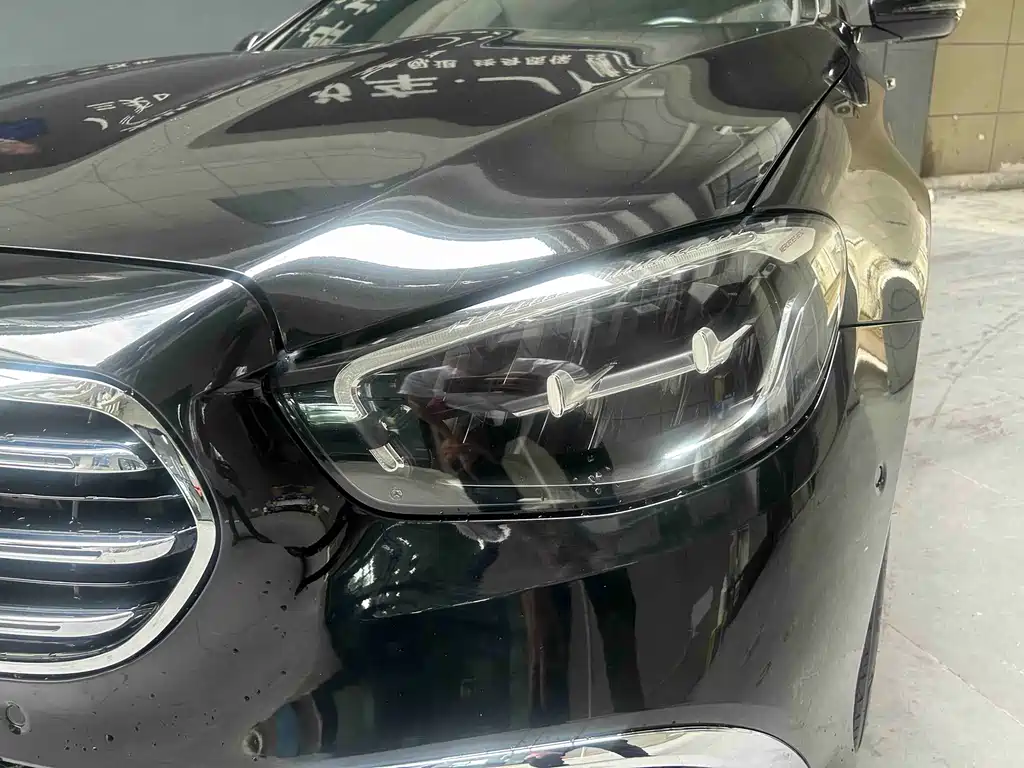 Mercedes-Benz E-Class 2022