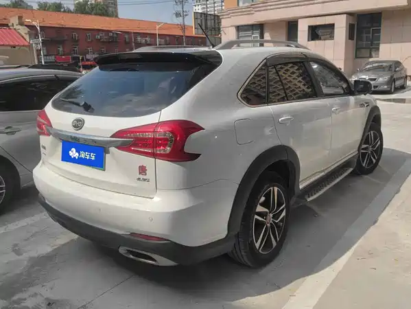 BYD Tang New Energy 2015