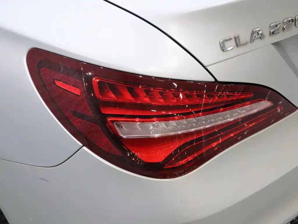 Mercedes-Benz CLA 2017 — фото 19