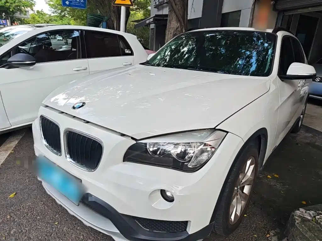 BMW X1 2014 — фото 1