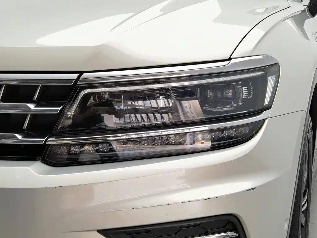 Volkswagen Tiguan L 2017 — фото 7