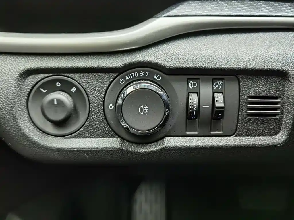 Buick Excelle GT 2021 — фото 21