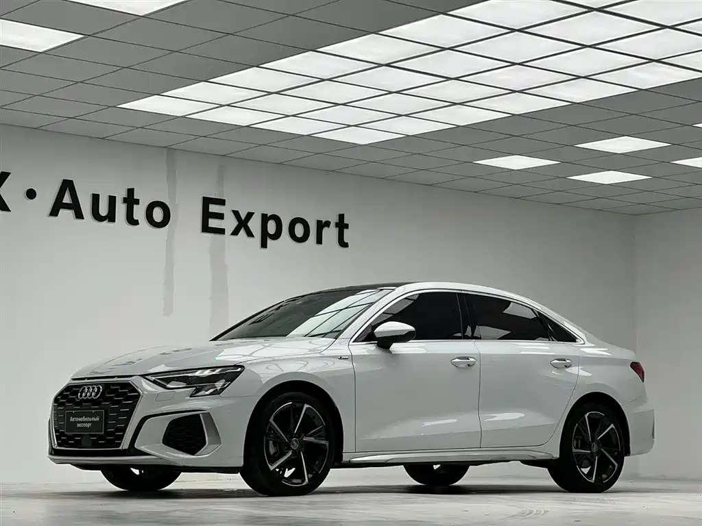 Audi A3 2021 — фото 7
