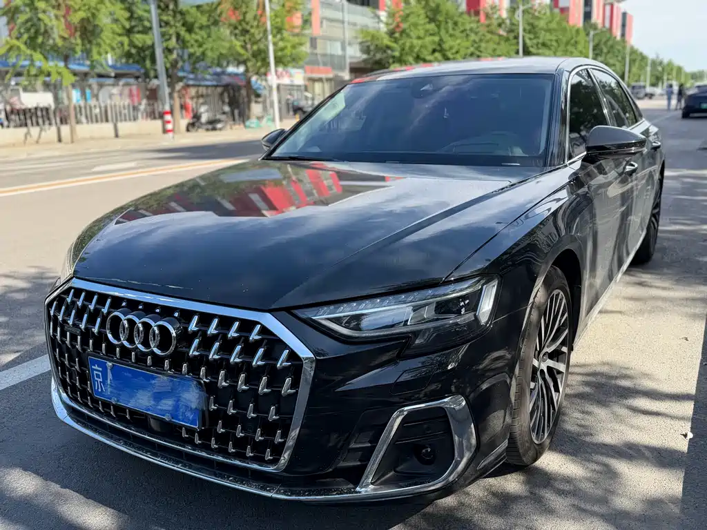 Audi A8 2024