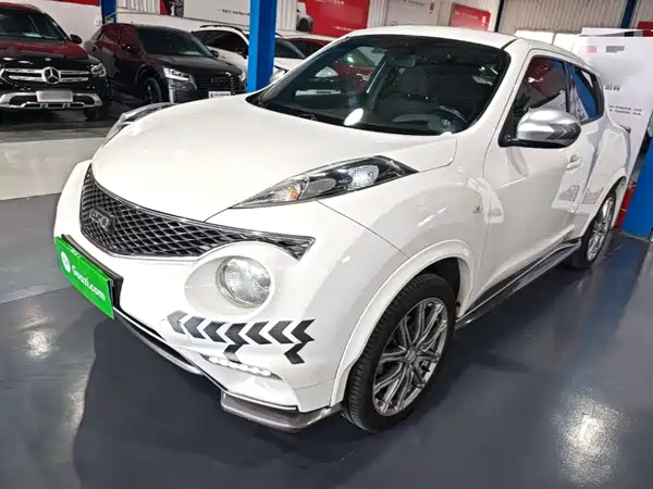 Infiniti ESQ 2016
