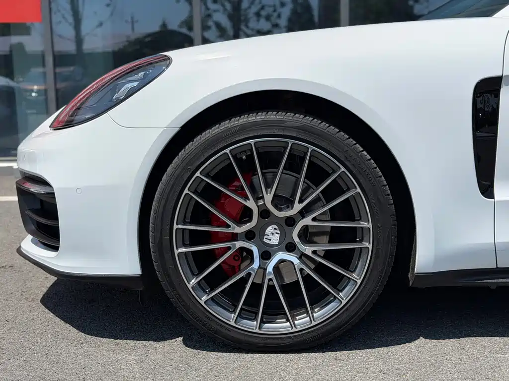 Porsche Panamera 2021 — фото 16