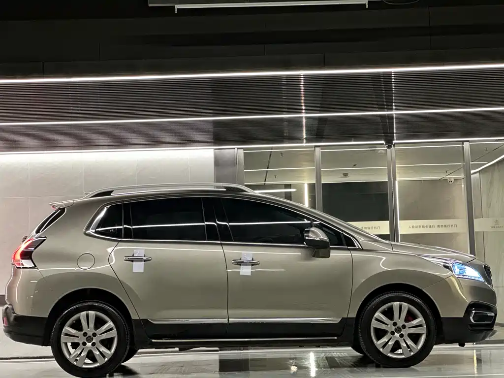 Peugeot 3008 2017 — фото 22