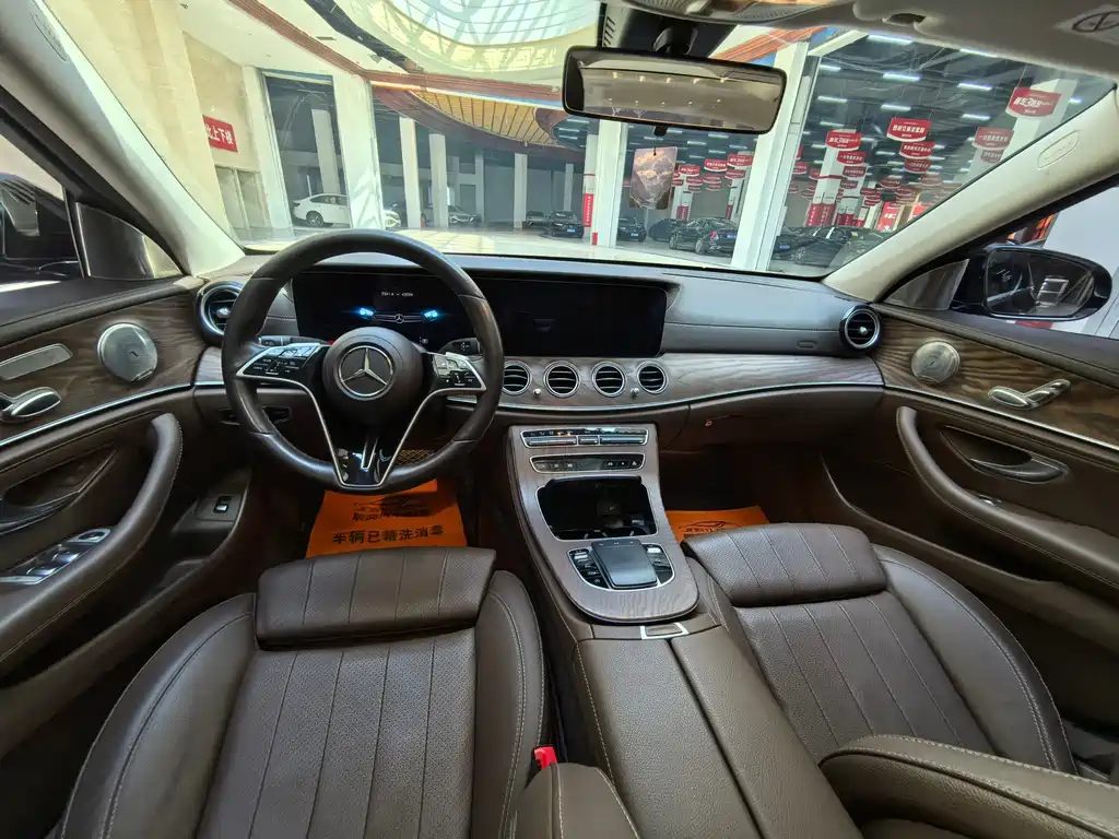 Mercedes-Benz E-Class 2023 — фото 5