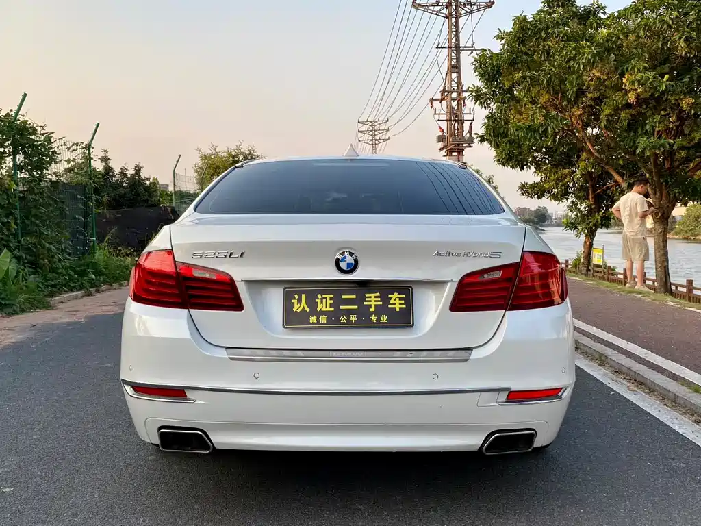 BMW 5 Series 2016