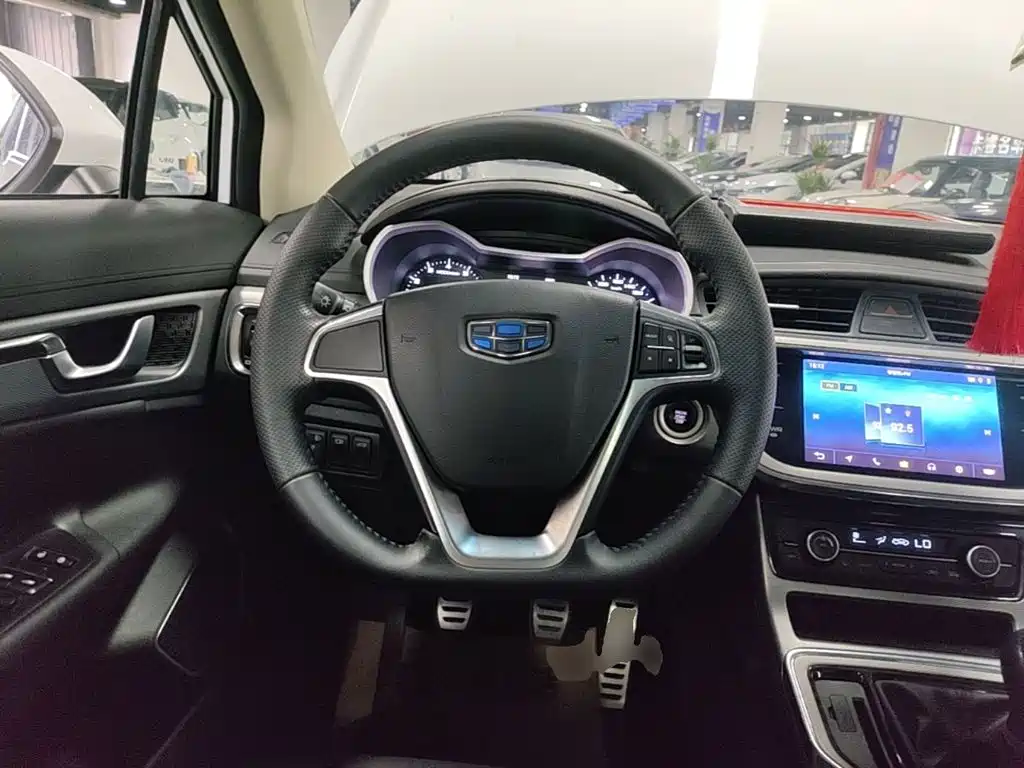 Geely Emgrand GS 2019 — фото 11