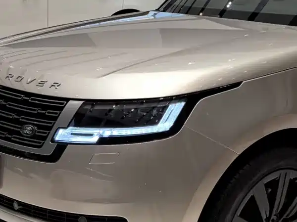 Land Rover Range Rover 2025