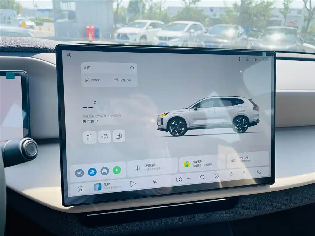 Volvo XC70 Plug-In Hybrid 2025 — фото 15