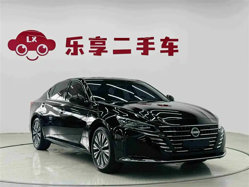 Nissan Teana 2024