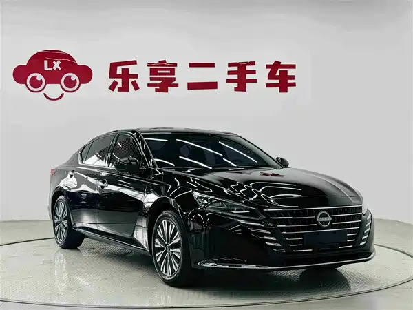 Nissan Teana 2024