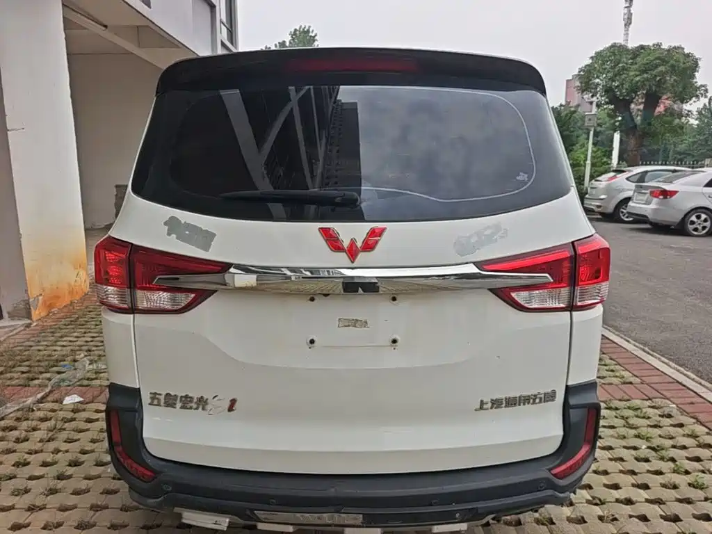 Wuling Hongguang 2016 — фото 4