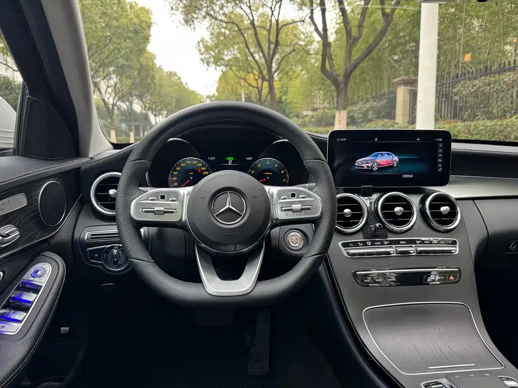 Mercedes-Benz C-Class 2020 — фото 14