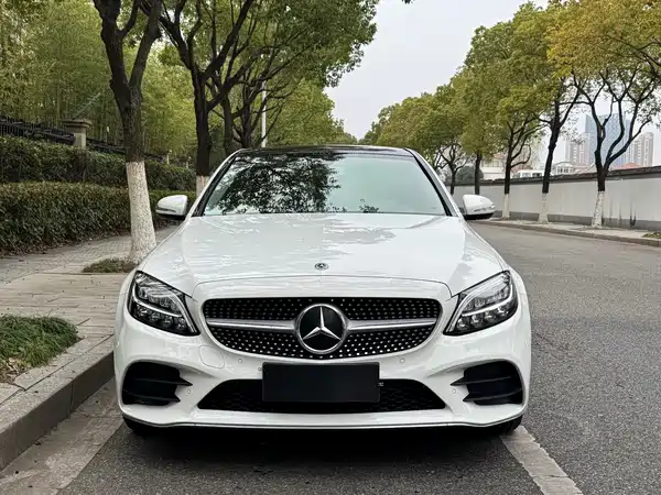 Mercedes-Benz C-Class 2020