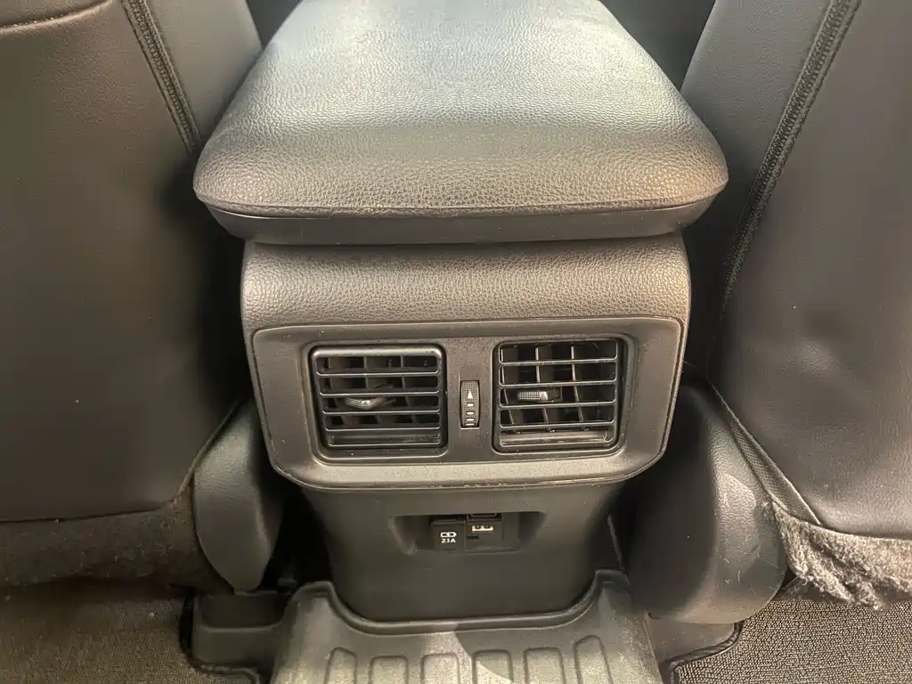 Toyota Wildlander 2021 — фото 18