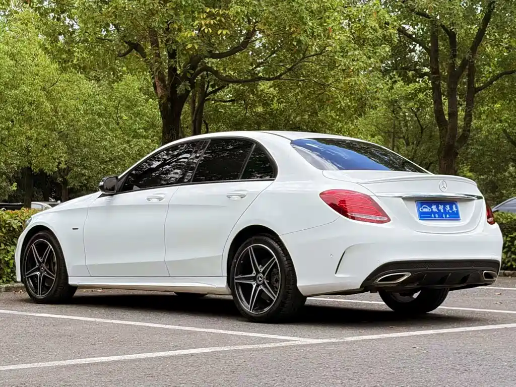 Mercedes-Benz C-Class 2018