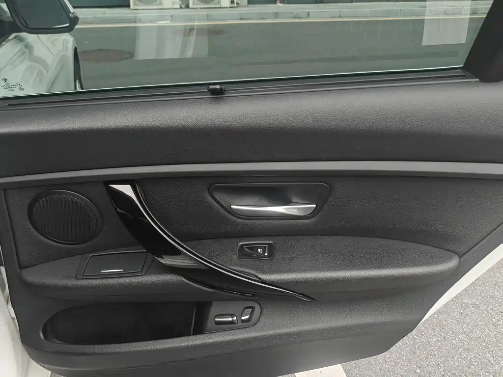 BMW 3 Series 2017