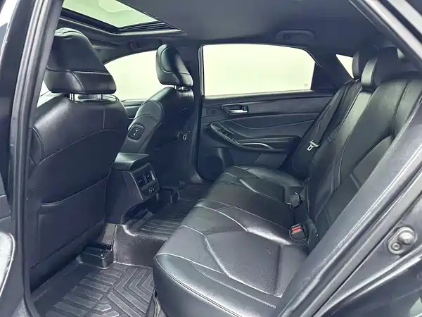 Toyota Avalon 2022