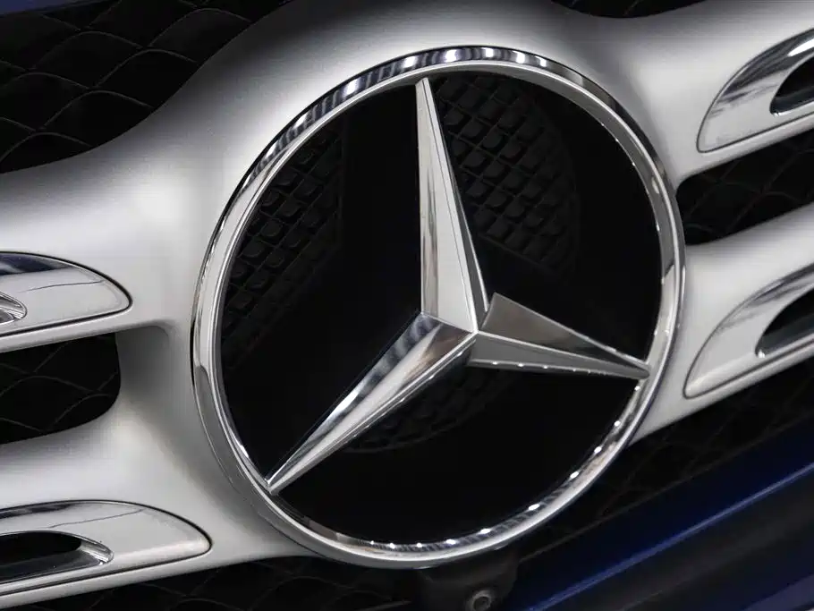 Mercedes-Benz GLC 2016 — фото 26