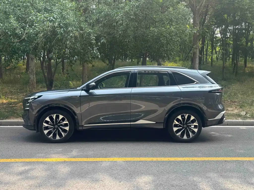 Changan CS75 PLUS 2025 — фото 3