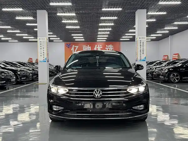 Volkswagen Magotan 2021