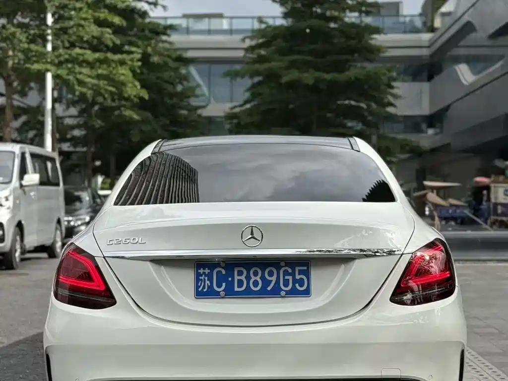 Mercedes-Benz C-Class 2019 — фото 3