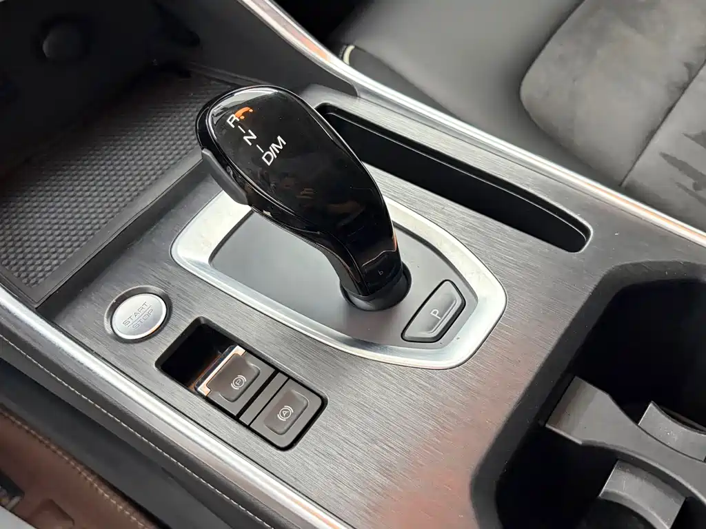Haval H6 2023 — фото 11