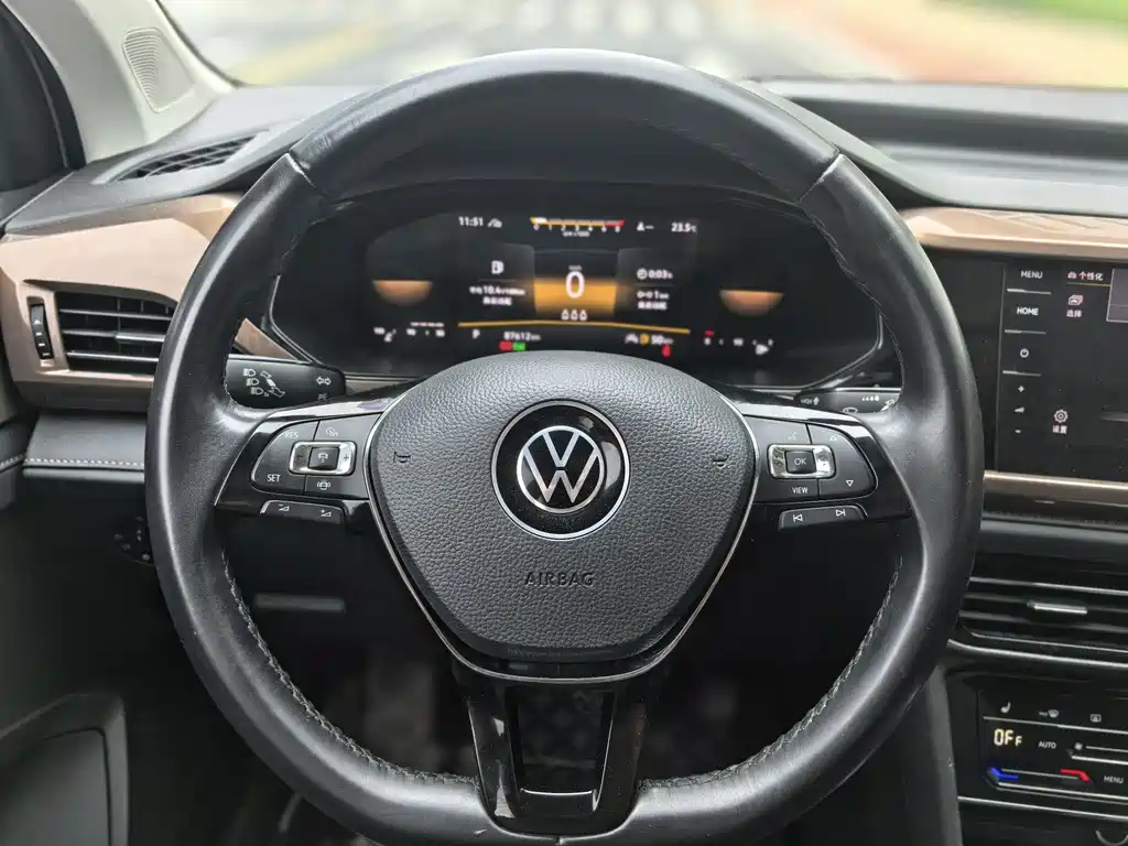 Volkswagen Tharu 2022 — фото 30