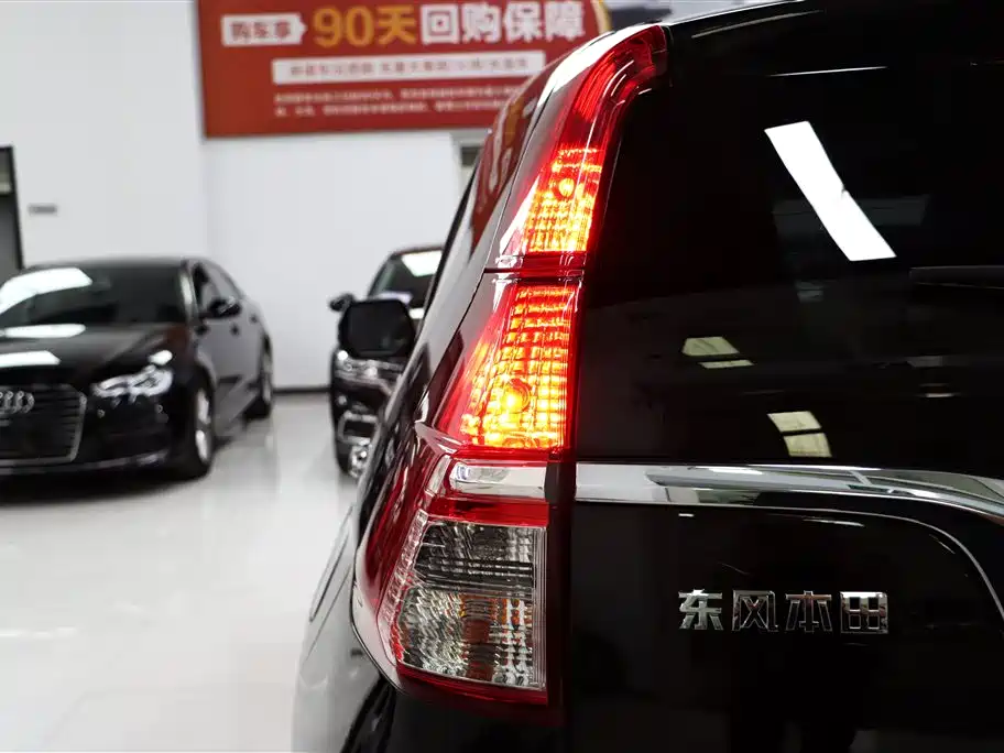 Honda CR-V 2016 — фото 28