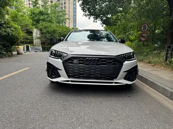 Audi A4L 2022