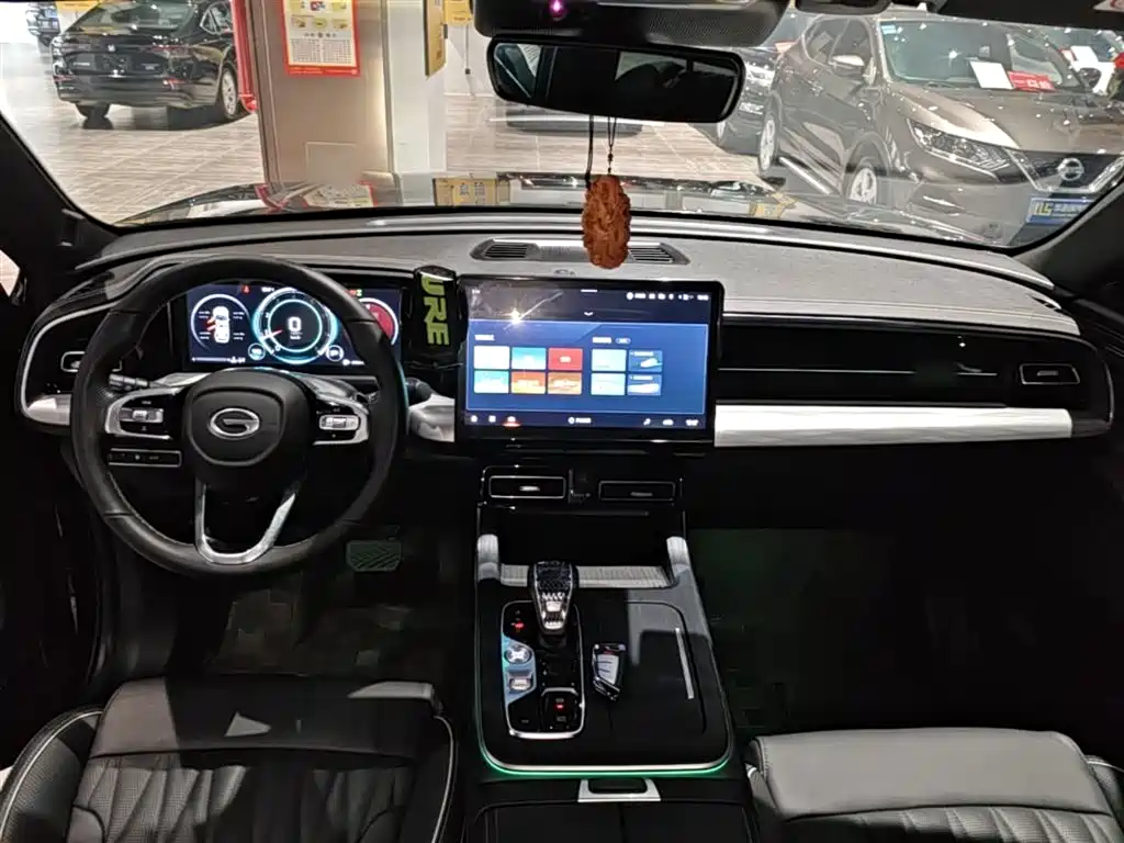 GAC Motor Trumpchi GS8 2023 — фото 10