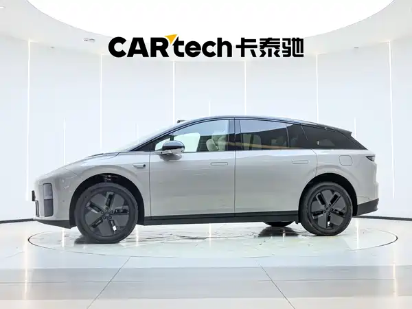 Li Auto i6 2025
