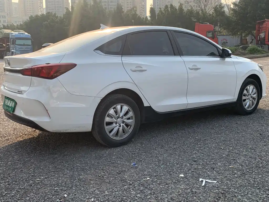 Changan Eado New Energy 2021 — фото 14