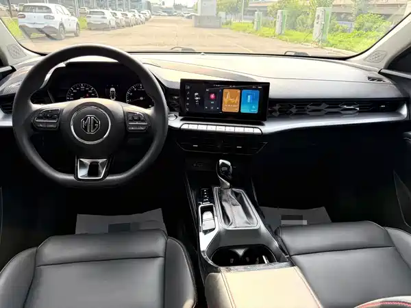 MG MG5 2022