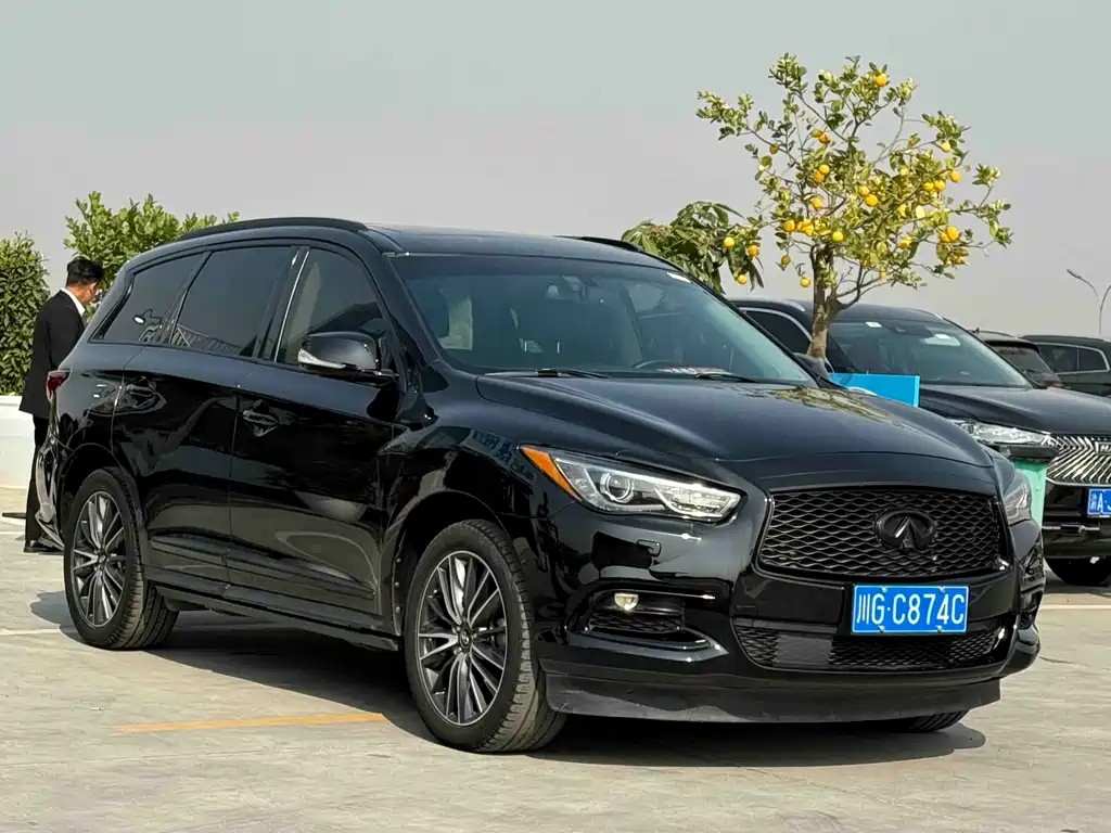 Infiniti QX60 2017 — фото 3