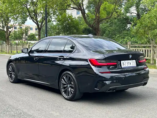BMW 3 Series 2021