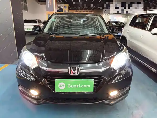 Honda Vezel 2015